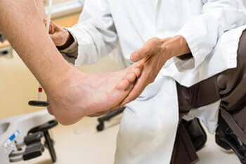 Podiatrist, foot doctor in the Manatee County, FL: Bradenton (University Park, Bayshore Gardens, Palmetto, Foxleigh, Lakewood Ranch, Ellenton, Parrish) and Sarasota County, FL: Sarasota (South Gate Ridge, Sarasota Springs, Venice, Laurel, Osprey, Fruitville, South Sarasota, North Sarasota, Southgate, Bee Ridge) areas