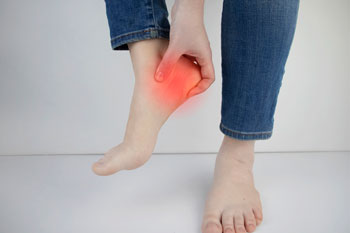 Plantar faciitis treatment in the Manatee County, FL: Bradenton (University Park, Bayshore Gardens, Palmetto, Foxleigh, Lakewood Ranch, Ellenton, Parrish) and Sarasota County, FL: Sarasota (South Gate Ridge, Sarasota Springs, Venice, Laurel, Osprey, Fruitville, South Sarasota, North Sarasota, Southgate, Bee Ridge) areas